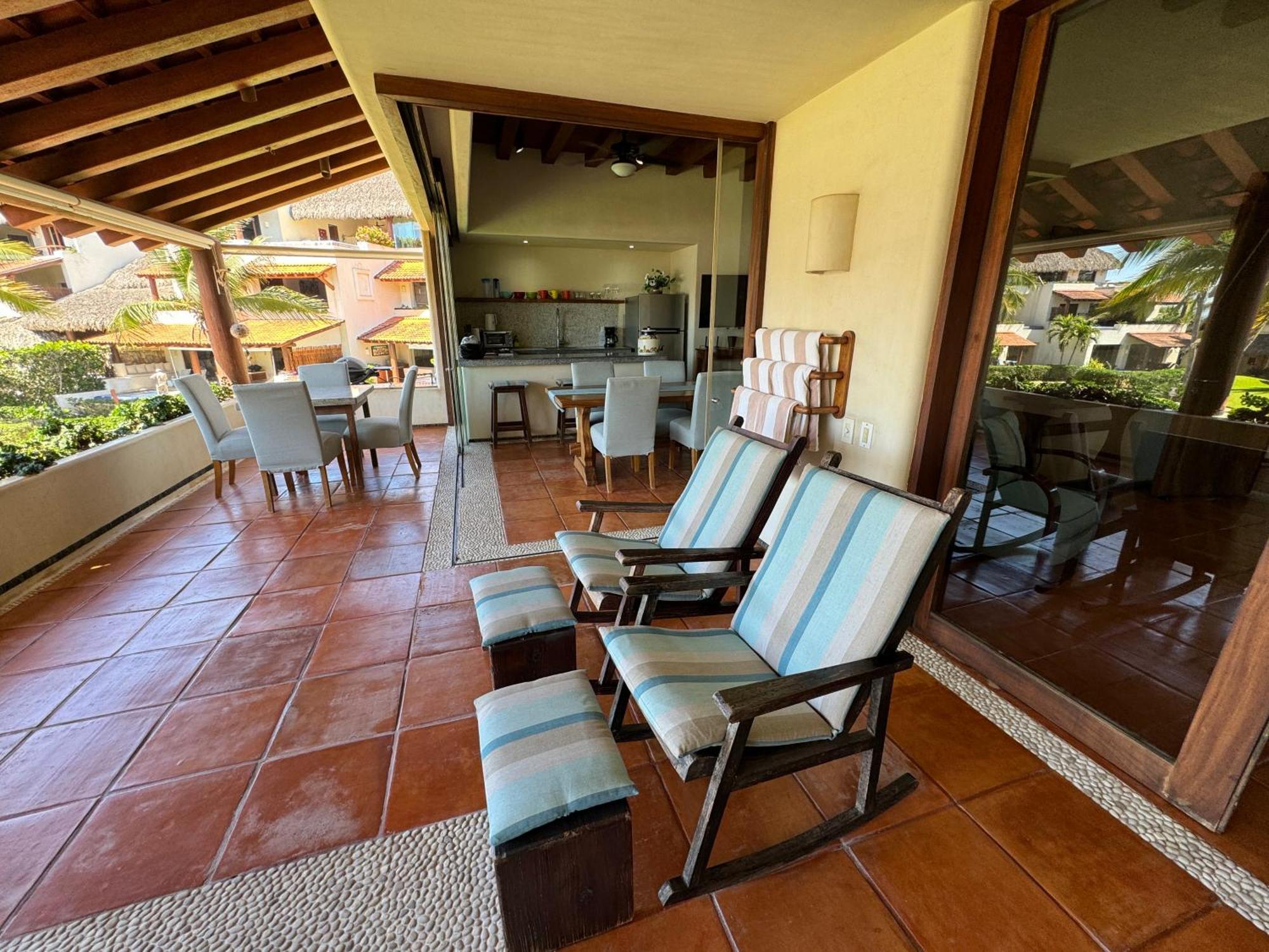 Residences At Las Palmas Zihuatanejo Exterior foto