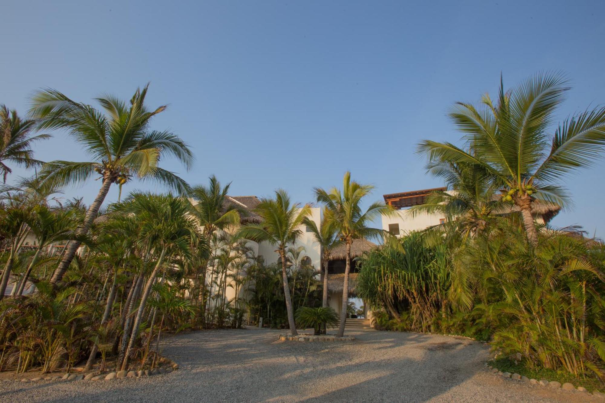 Residences At Las Palmas Zihuatanejo Exterior foto
